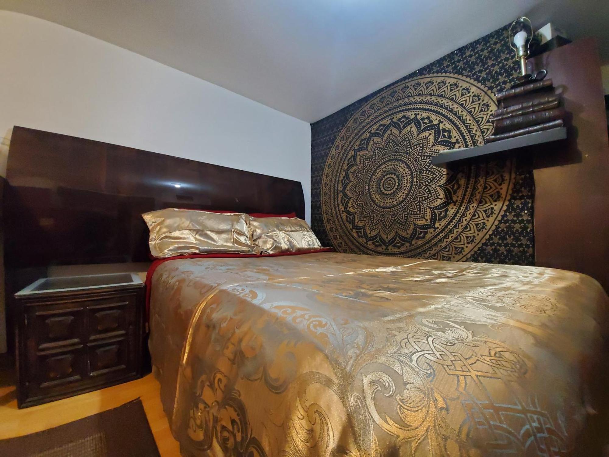 Homestay The Den *